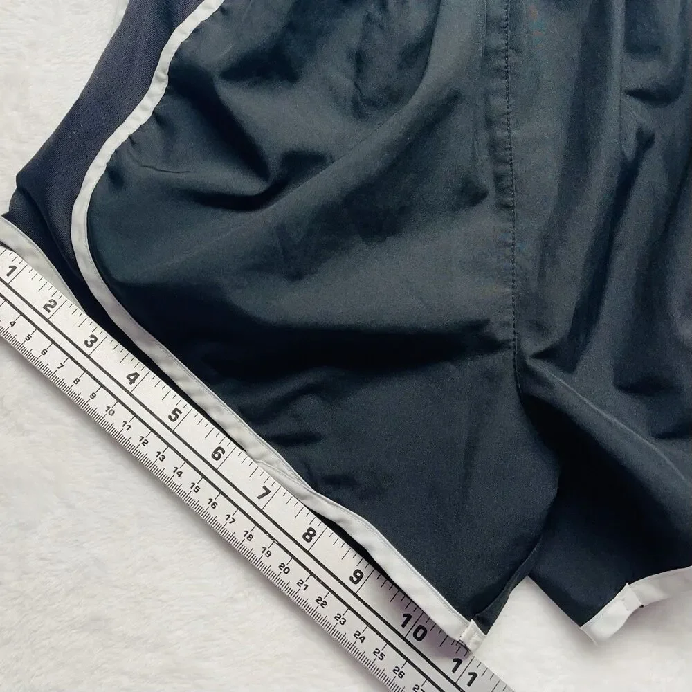 Nike Dri Fit Tempo Running Shorts Women’s Lined Black White 716453-010 XS